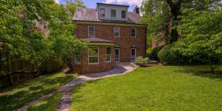 Charming & Spacious Colonial in N Cleveland Park w/Park-Like Rear Garden & Detached Garage Gallery 10