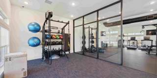 Farmhouse Luxury Apartments Gallery 32