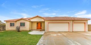 6776 North Overfield Road Gallery 1