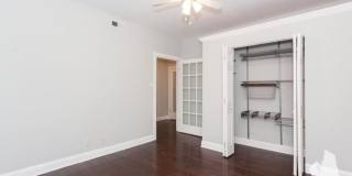 4812 North Paulina St. Gallery 6