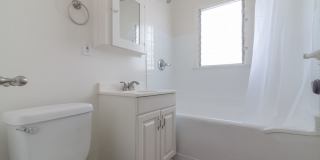 406-408 S. Grevillea Ave. Gallery 15