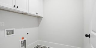 319 Orchid Street Gallery 35