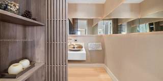 4924 Fisher Island Dr Gallery 21