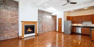 1337 GIRARD ST NW #4 Gallery 2