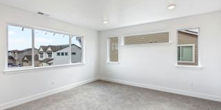 4 bedroom home in desirable neighborhood Gallery 27