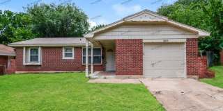 3813 Parkwoods Lane Gallery 1