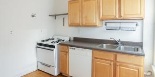 3054-58 N Greenview / 1507-11 W Barry Gallery 3