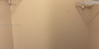 4700 Washington St Gallery 9