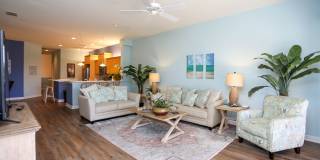 Beautiful Estero Condo Gallery 9