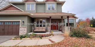 Well Maintained Prior Lake SFH, Large Deck, Fireplace, 2 Car Attached Garage Gallery 1