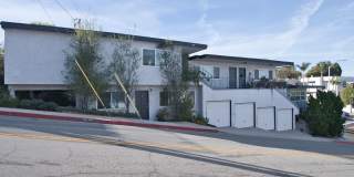 Remodeled 1 bedroom apartment with Beautiful Views of Downtown LA and Surrounding Mountains Gallery 1