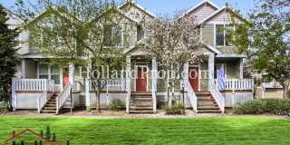 Charming 2-Bedroom Beaverton Townhome with Attached Garage! Gallery 1