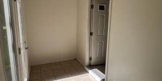 2508 N National Gallery 15