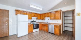 1720 North Grandview Lane Gallery 3