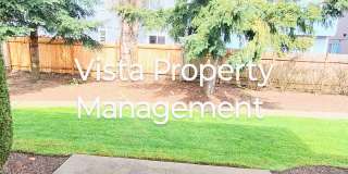 2 Bedroom 2.5 bath BIG Townhouse with garage - minutes from JBLM East Gate Gallery 33