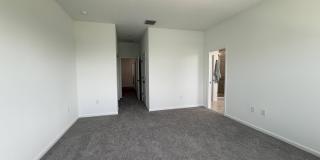 4402 Longwood Lake Square Gallery 14