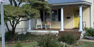 20 LOCUST Avenue Gallery 11