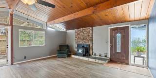 Adorable 3 Bedroom 2 Bathroom Single Story Family Home Gallery 32