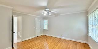1610 Ridge Road Gallery 42