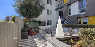 The Linden Gallery 24