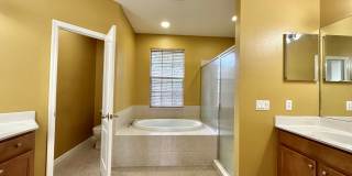 SPACIOUS 5-BEDROOM POOL HOME IN NORTH PORT Gallery 35