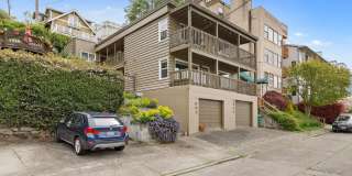 Queen Anne water view 3 bed 2 bath with den and 2 parking spaces Gallery 1