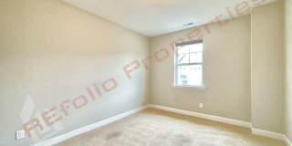 Great Location! 3-Story Townhome with Guest Suite, Loft & 1-Car Garage in Chapel Run – Available September 7th! Gallery 18