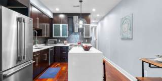 Stylish 2-Level Condo with Private Yard & Chef’s Kitchen Near Petworth Metro! Gallery 10