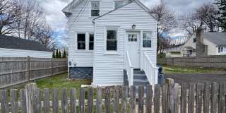 Newly Renovated Single Family in West Haven! Central A/C! Gallery 1