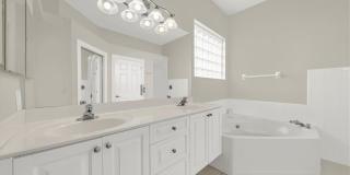28327 Hidden Lake Dr Gallery 18