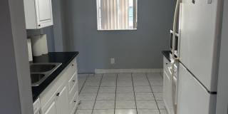 1310 SW 18th Court Gallery 3