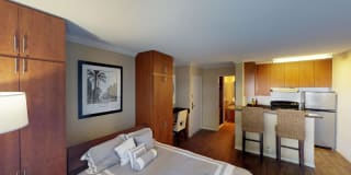 Eight 80 Newport Beach Gallery 35