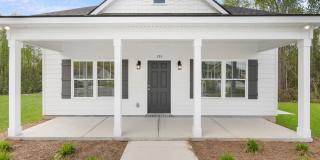 2 Bedroom at Avalon Trace Gallery 1