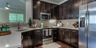 The Caruth Apartments Gallery 1