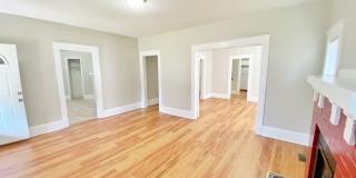 805 Douglas Street Gallery 4