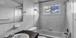 305/307 Kaymar Drive Gallery 8