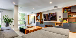 6tenEast 6tenEast Gallery 31