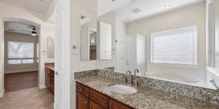 16195 W GLENROSA Avenue Gallery 17