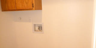 Rent Special: 1/2 Off August's Rent!! 3 bed 2 bath House in South Salem! Gallery 18