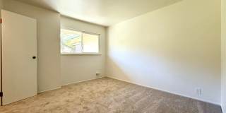 Renovated Townhome in Linda Mar Gallery 18