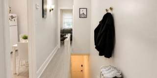 4712 1/2 99th Street Gallery 2