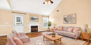 Modern Comfort in North Charleston Gallery 1