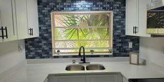 FOR RENT!!! SIMPLY STUNNING AND SPACIUS 3 BED 2 BATH SINGLE FAMILY HOME.. Gallery 19