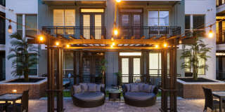 L2 Uptown Gallery 21