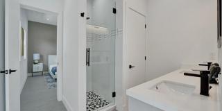1220 NE 15th Avenue Gallery 21
