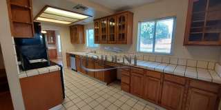2 story, 3 bedroom, 2 1/2 bath house Gallery 6