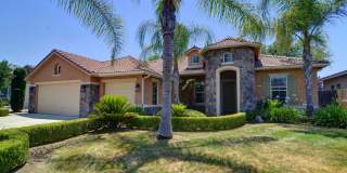 Immaculate Home off of Shepherd  Locan Gallery 1