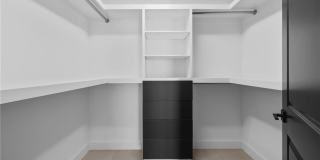 23191 Fashion Dr unit: 8106 Gallery 21