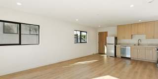 2836 Marsh St Gallery 3