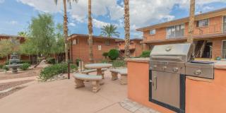 Country Club Apartments Gallery 19